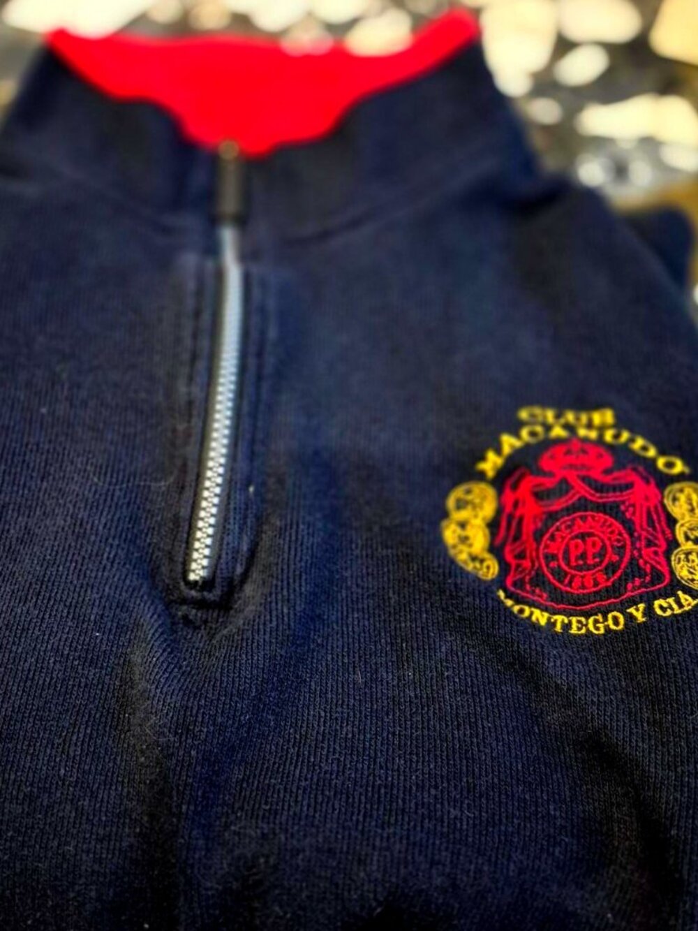 LE XXL Macanudo Long Sleeve Zipper Pullover